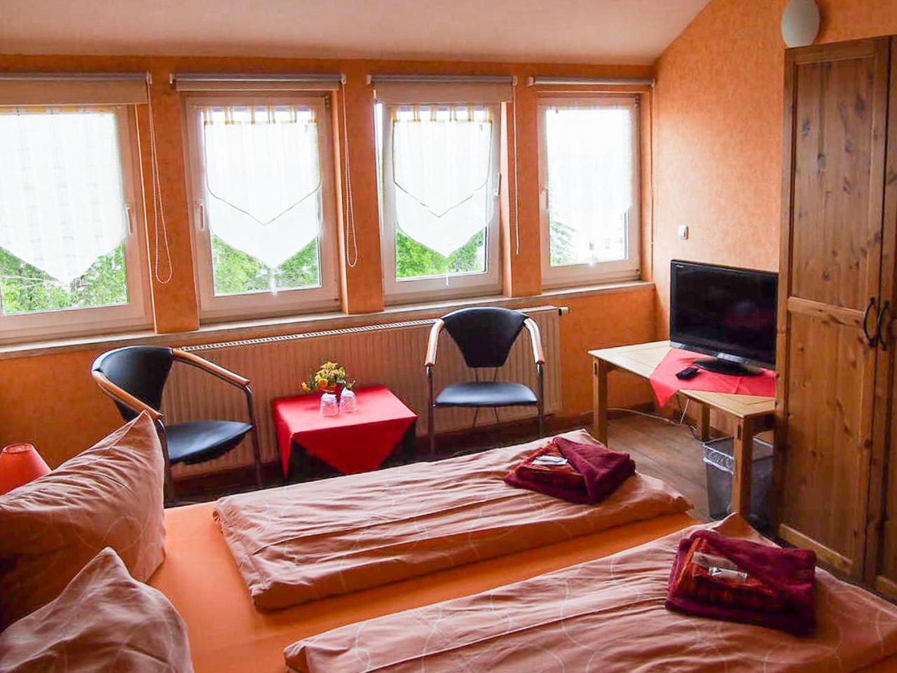 Pension Haus Saarland Oberhof  Bagian luar foto